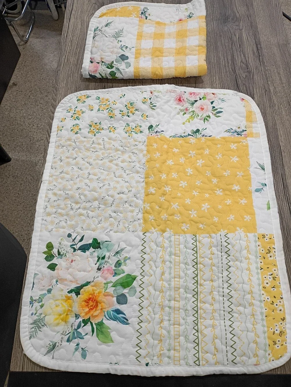 Botanical Floral- Patchwork Quilted Bedding 3 Piece Shabby-Chic Yellow & White.